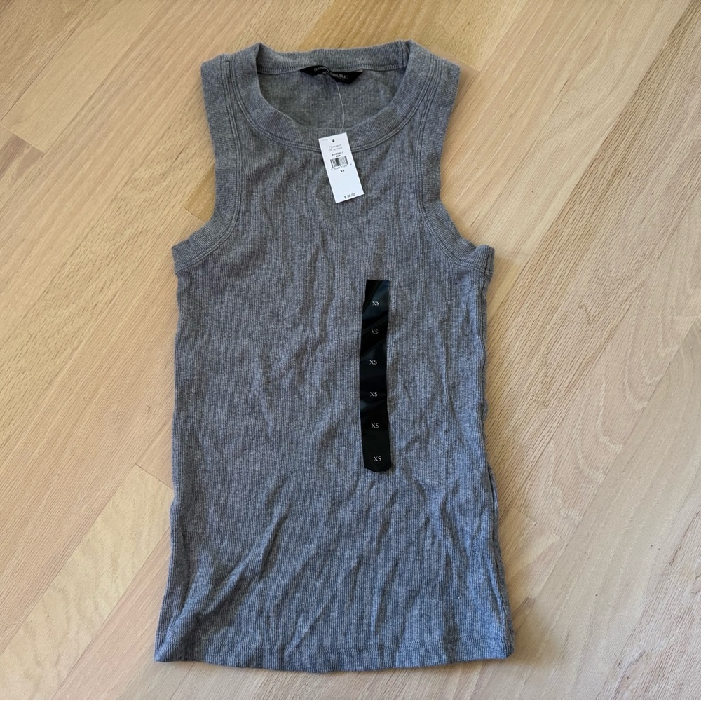 NWT Gray XS Sleeveless Women's Top